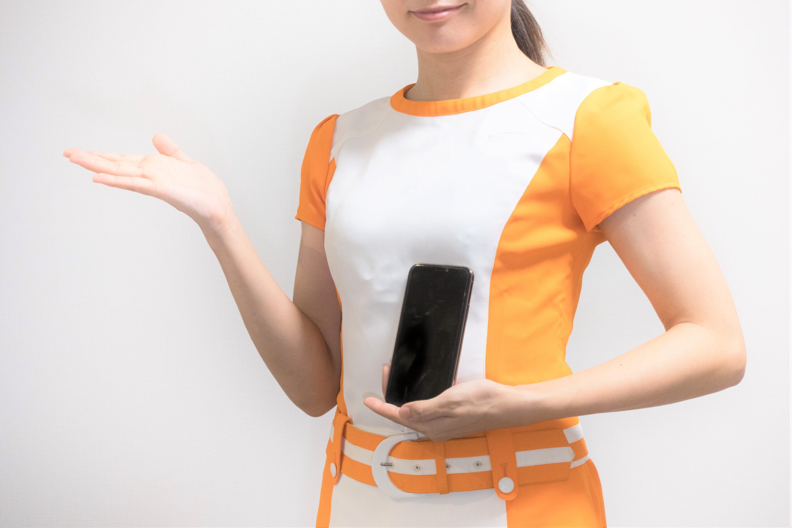 携帯電話会社の案内キャンペーンの女性