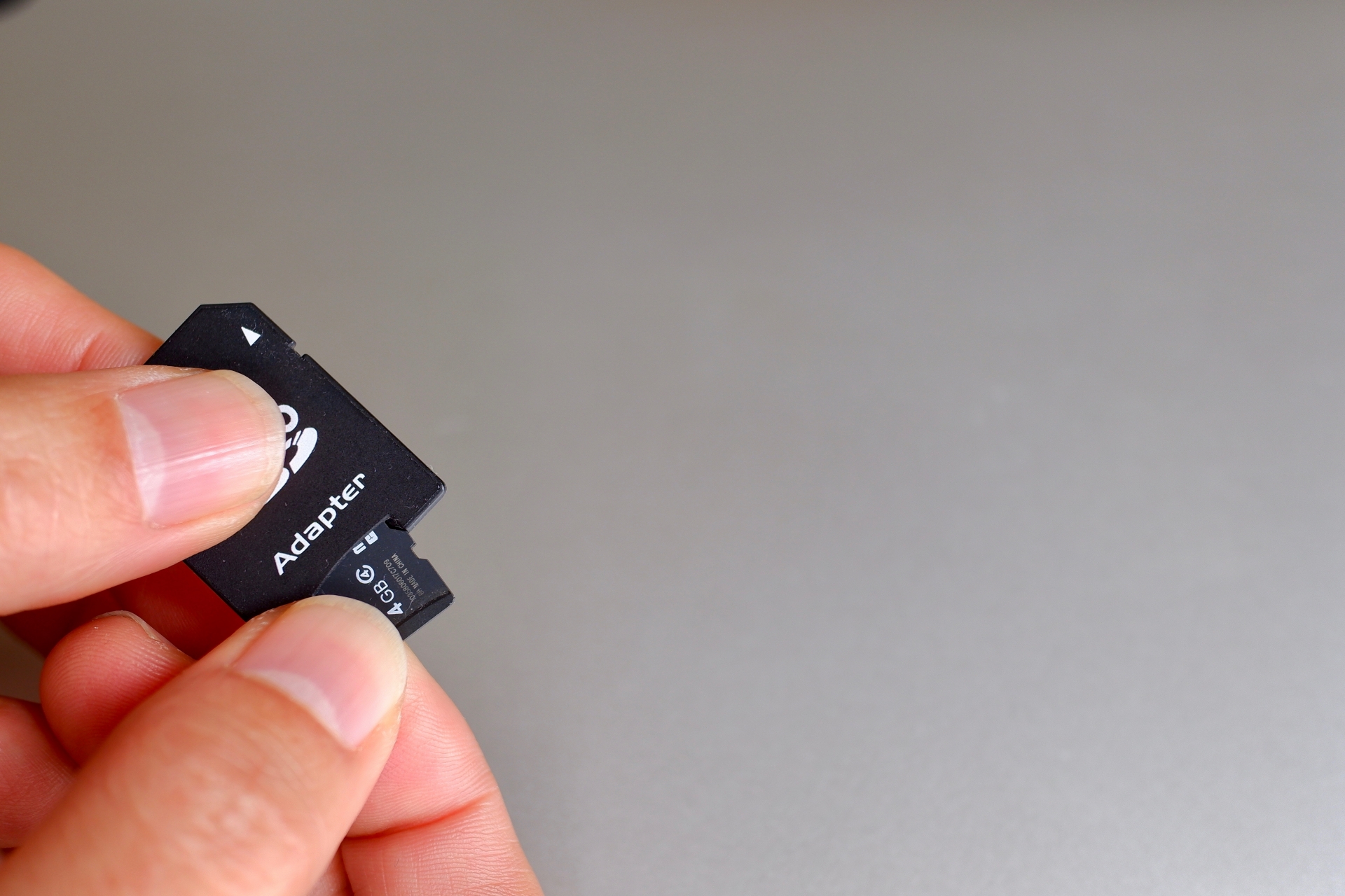 マイクロSDとアダプター