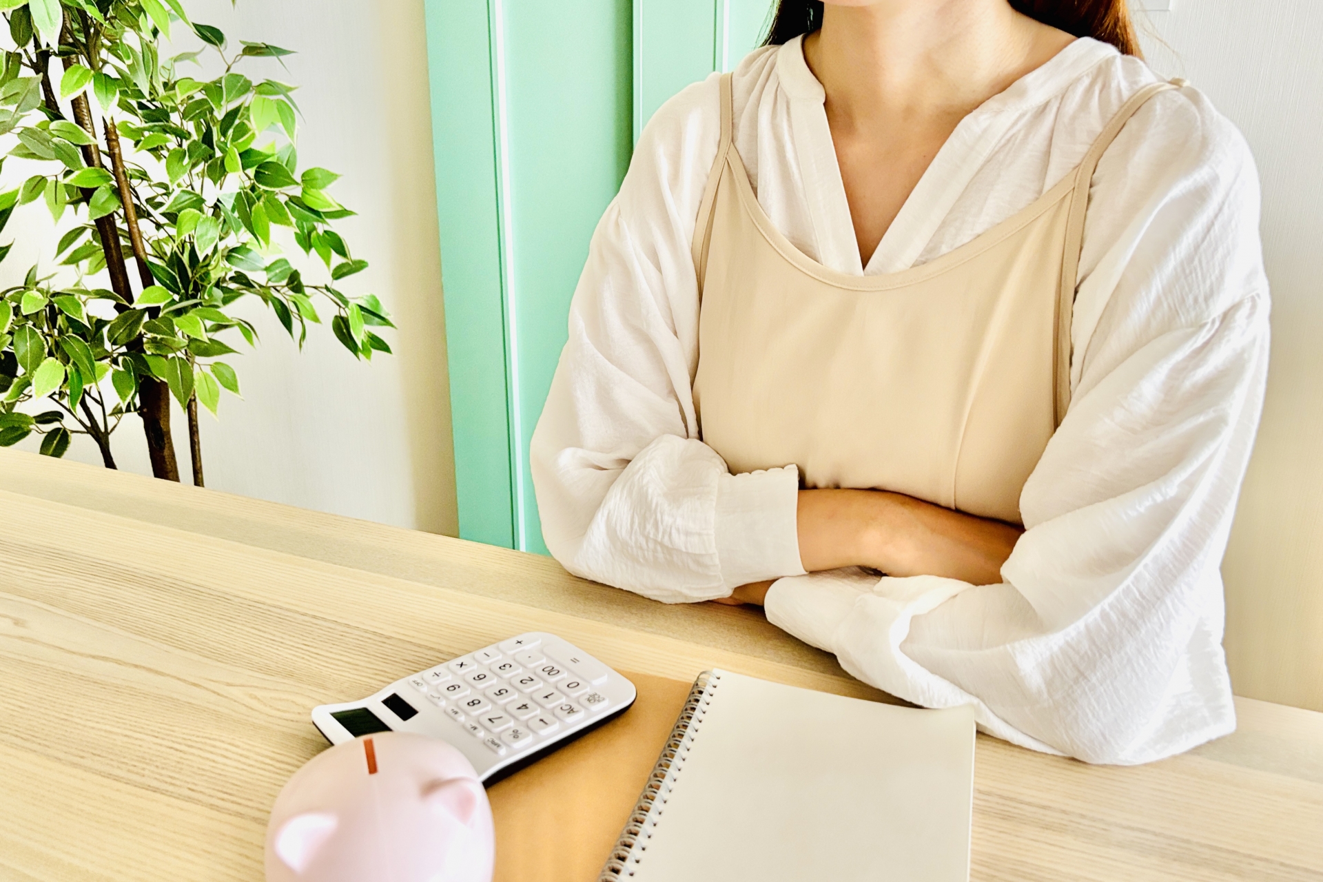 家計に悩む主婦