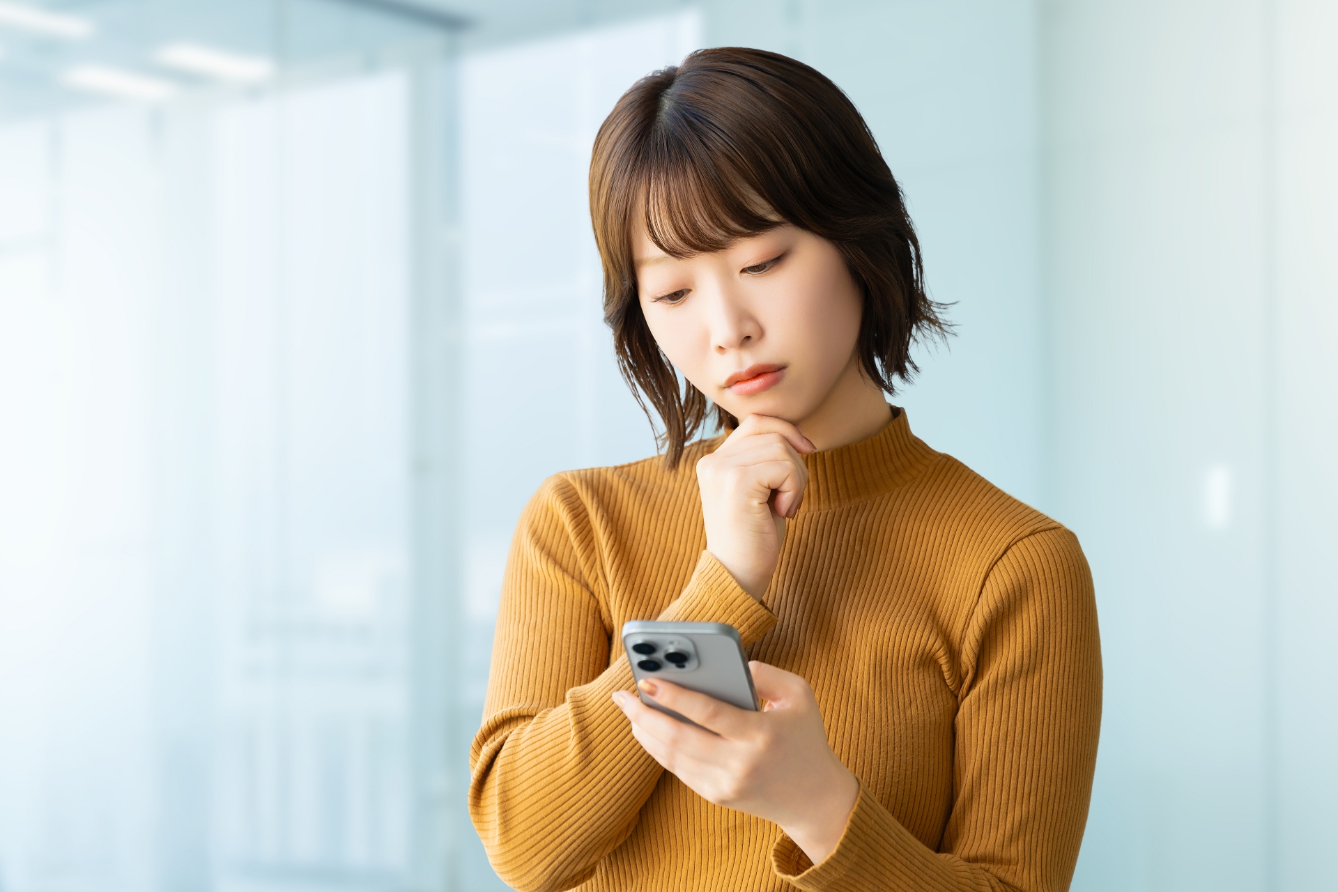 スマホの通信速度が遅い原因は？計測方法や対処法、解決方法なども解説