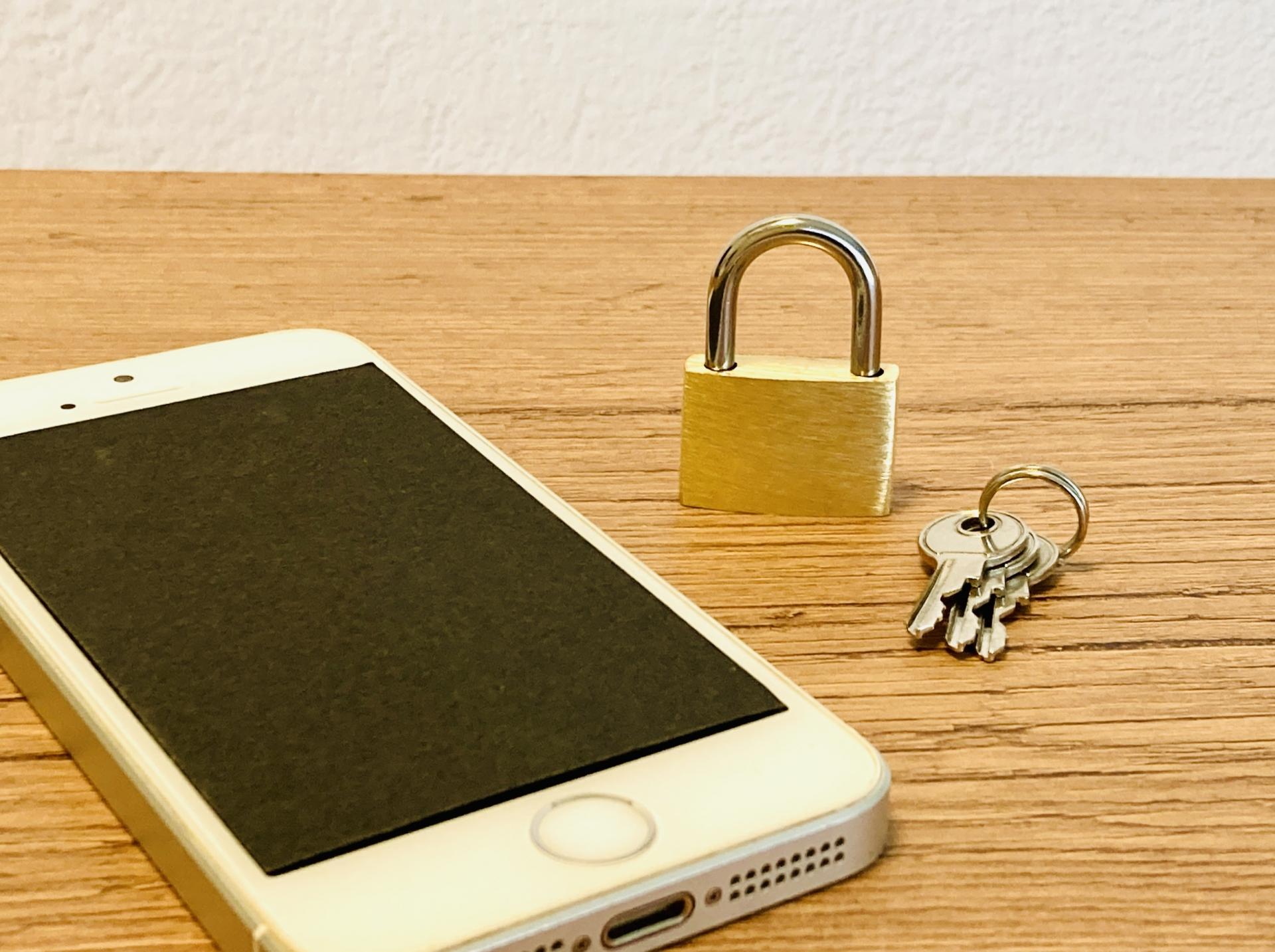 中学生のスマートフォン制限はどうする?設定方法やルールの決め方、おすすめのアプリを解説