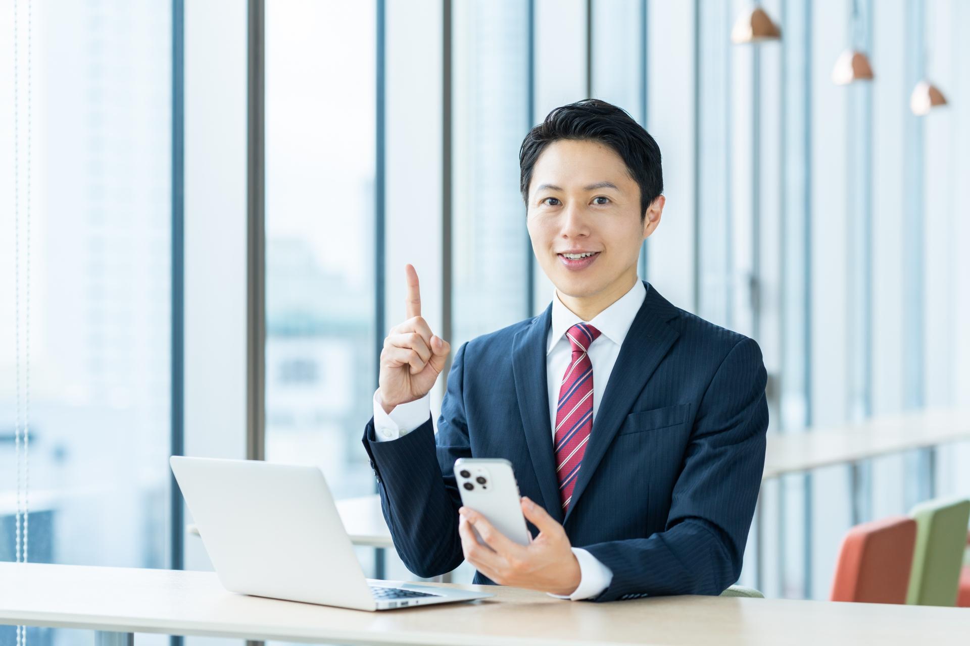 法人携帯をeSIMにするメリットは?法人向けのキャリアや格安SIMについても解説