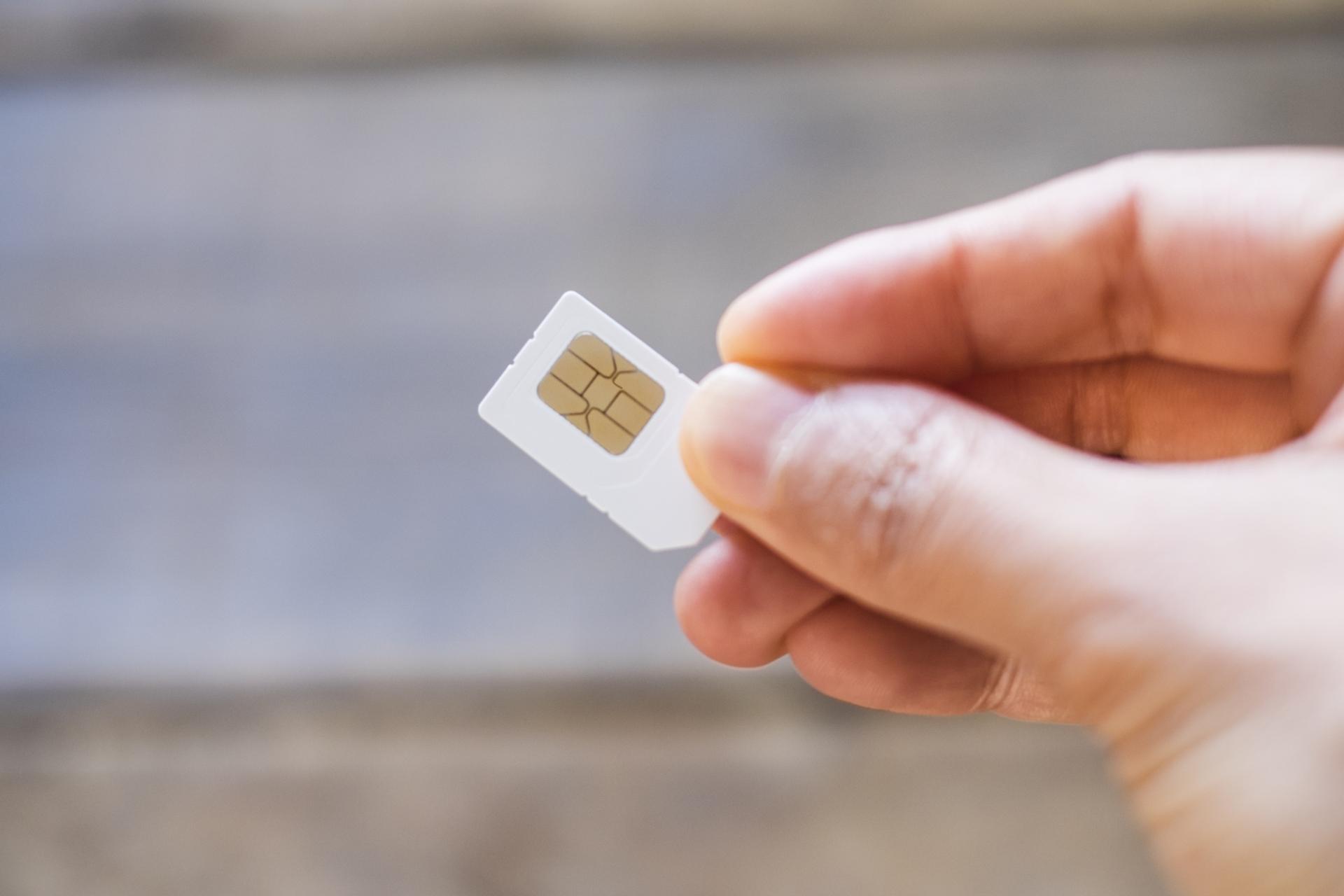 格安SIMは仕事用の携帯電話に使っても大丈夫?法人契約のメリットやデメリットも解説